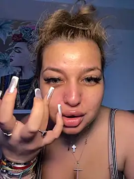 AllysonK online show from November 21, 2025, 2:27 pm