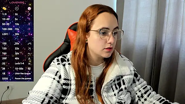 Snapshot of maryluna95 chatting on October 6, 2025, 9:59 pm maryluna95 online show from October 6, 2025, 9:59 pm