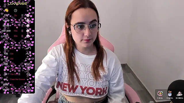 Snapshot of maryluna95 chatting on March 7, 2025, 2:25 am maryluna95 online show from March 7, 2025, 2:25 am