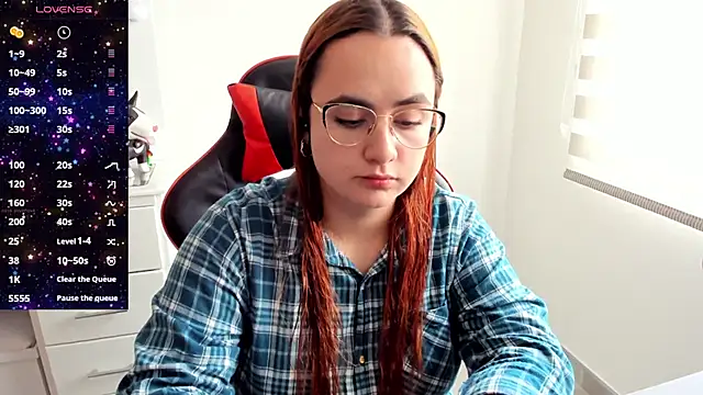 Snapshot of maryluna95 chatting on September 16, 2025, 5:36 pm maryluna95 online show from September 16, 2025, 5:36 pm