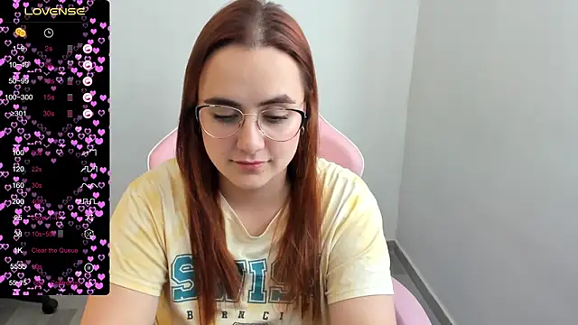 Snapshot of maryluna95 chatting on February 26, 2025, 7:32 pm maryluna95 online show from February 26, 2025, 7:32 pm