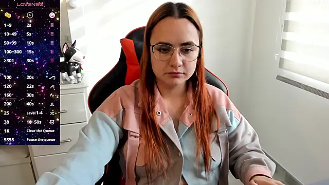 Snapshot of maryluna95 chatting on September 15, 2025, 9:37 pm maryluna95 online show from September 15, 2025, 9:37 pm