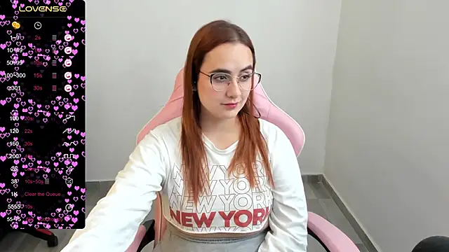 Snapshot of maryluna95 chatting on March 6, 2025, 5:11 pm maryluna95 online show from March 6, 2025, 5:11 pm