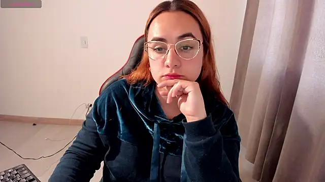 Snapshot of maryluna95 chatting on November 24, 2025, 9:59 pm maryluna95 online show from November 24, 2025, 9:59 pm