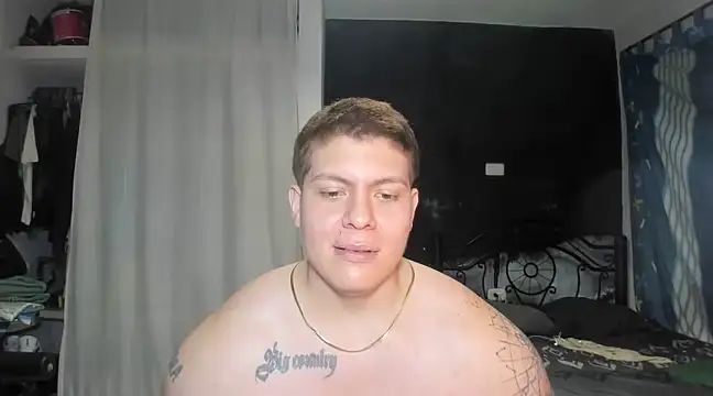 Snapshot of regan_jhonso chatting on March 21, 2025, 7:22 am regan jhonso online show from March 21, 2025, 7:22 am