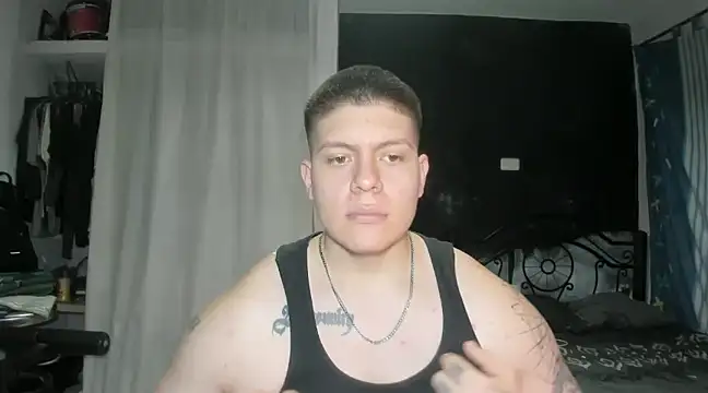 Snapshot of regan_jhonso chatting on February 16, 2025, 7:37 am regan jhonso online show from February 16, 2025, 7:37 am