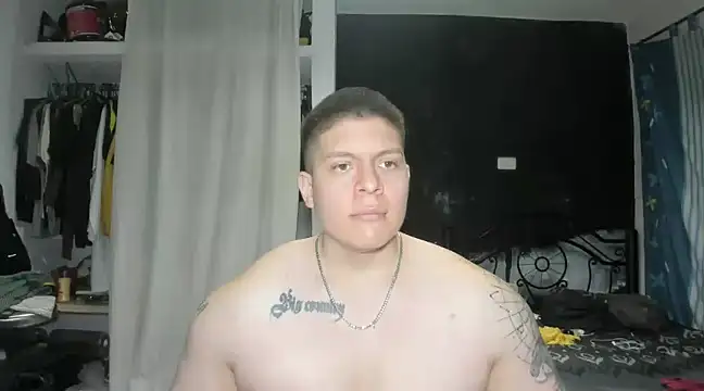 Snapshot of regan_jhonso chatting on February 18, 2025, 8:27 am regan jhonso online show from February 18, 2025, 8:27 am