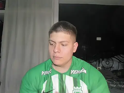 Snapshot of regan_jhonso chatting on February 11, 2025, 5:05 am regan jhonso online show from February 11, 2025, 5:05 am