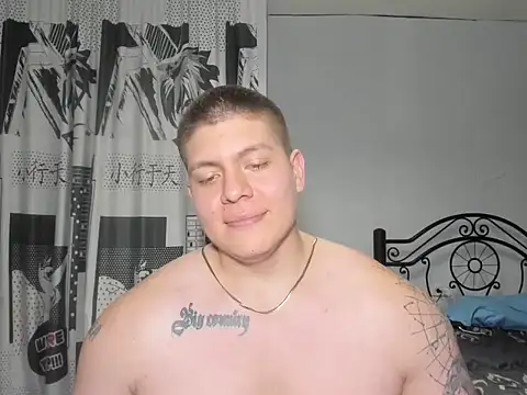 Snapshot of regan_jhonso chatting on October 24, 2025, 6:56 am regan jhonso online show from October 24, 2025, 6:56 am