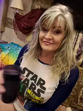 Snapshot of annika_lately chatting on February 22, 2026, 2:03 am annika lately online show from February 22, 2026, 2:03 am