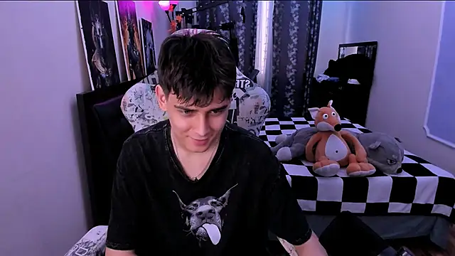 Snapshot of Foxicfu chatting on February 16, 2026, 11:20 am Foxicfu online show from February 16, 2026, 11:20 am