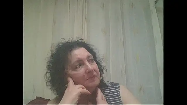 maturekorine online show from May 16, 2026, 6:29 pm