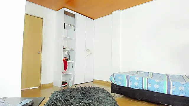 sexynicolqueen online show from January 16, 2026, 10:03 pm