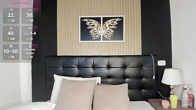 Snapshot of summer_night_ chatting on February 28, 2025, 11:47 am summer night online show from February 28, 2025, 11:47 am