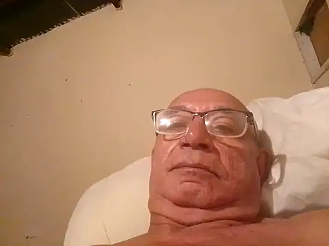 Snapshot of sincuenton24cmts chatting on November 23, 2025, 12:42 am sincuenton24cmts online show from November 23, 2025, 12:42 am