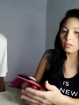 KarameloVzla online show from November 9, 2025, 2:37 am