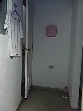 KarameloVzla online show from February 10, 2026, 2:21 am