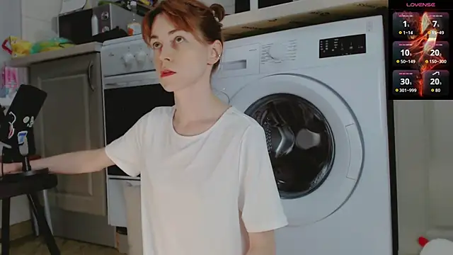 Amina Barbarian online show from September 9, 2025, 5:55 pm