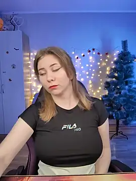 D0nna  online show from February 2, 2026, 3:11 pm