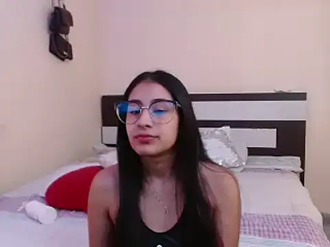 Snapshot of chika_hellar chatting on January 26, 2025, 10:13 pm chika hellar online show from January 26, 2025, 10:13 pm