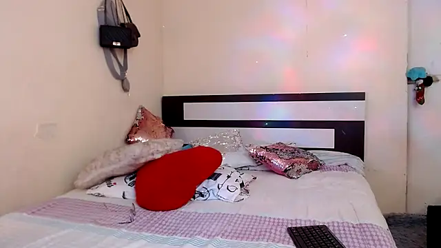 chika hellar online show from March 3, 2026, 8:49 pm