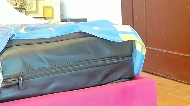 LITLESTAR online show from September 30, 2025, 3:29 pm