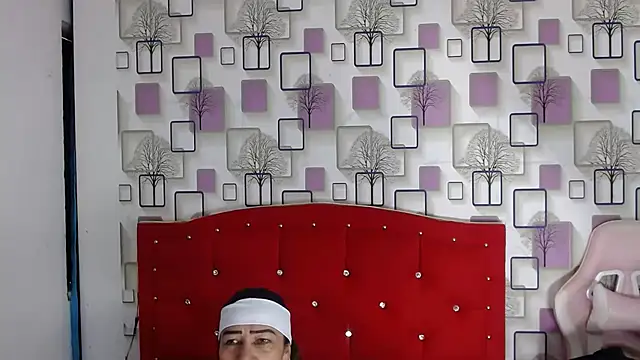 LITLESTAR online show from November 15, 2025, 3:27 pm