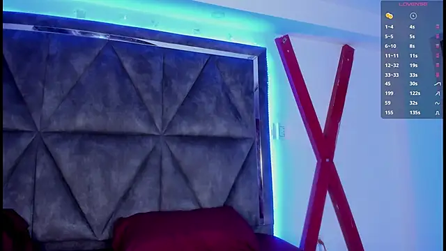 Snapshot of Elsalombardi_ chatting on November 8, 2025, 12:20 pm Elsalombardi online show from November 8, 2025, 12:20 pm