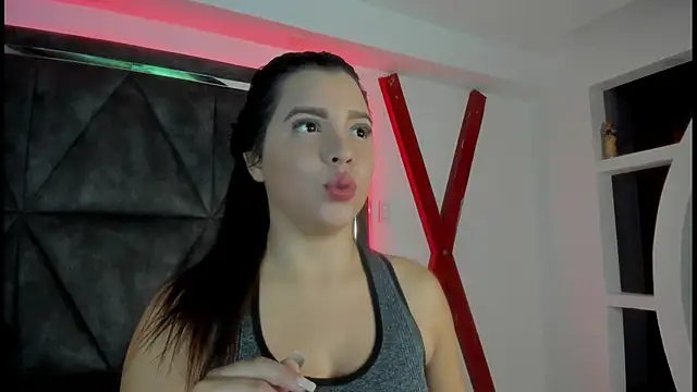 Snapshot of Elsalombardi_ chatting on November 14, 2025, 12:20 pm Elsalombardi online show from November 14, 2025, 12:20 pm