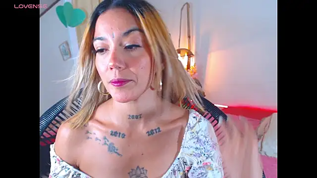 Veronicaa 2 online show from February 11, 2026, 8:20 pm