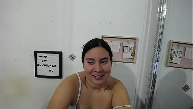 Snapshot of Mia__reys chatting on October 14, 2025, 2:34 am Mia reys online show from October 14, 2025, 2:34 am