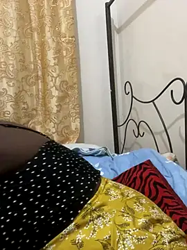 sweet18creamybigpussy online show from September 22, 2025, 5:52 pm