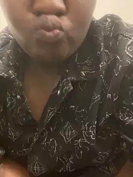 sweet18creamybigpussy online show from December 15, 2025, 3:40 pm