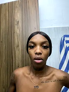 CahitlinBell online show from November 28, 2025, 11:38 pm