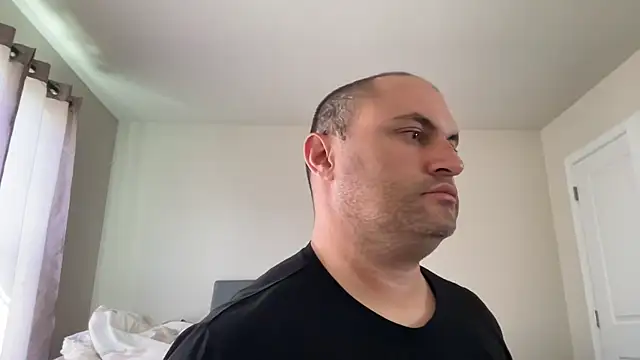 SluggishChase99 online show from April 8, 2026, 5:14 pm