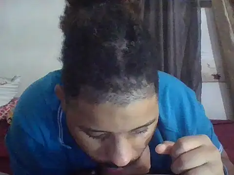 Snapshot of Dj-yefri-pauta chatting on November 12, 2025, 5:33 am Dj-yefri-pauta online show from November 12, 2025, 5:33 am