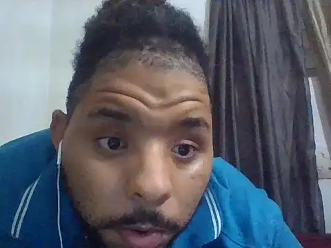 Snapshot of Dj-yefri-pauta chatting on November 13, 2025, 3:21 am Dj-yefri-pauta online show from November 13, 2025, 3:21 am