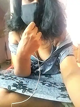 Ammupuku1 online show from April 4, 2026, 6:14 pm