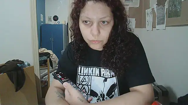 bbyedarling online show from October 14, 2025, 3:07 am