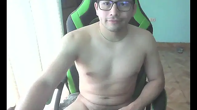 Snapshot of Allen_ibe chatting on December 16, 2025, 4:11 pm Allen ibe online show from December 16, 2025, 4:11 pm