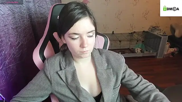 Crazy forest fairy online show from November 26, 2025, 11:16 pm