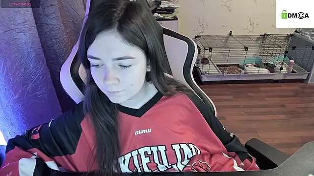 Crazy forest fairy online show from February 26, 2025, 10:47 pm