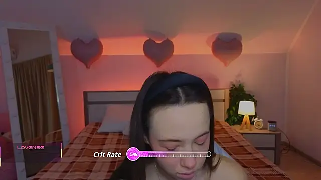 Snapshot of Hayle_Hill chatting on February 10, 2026, 12:20 am Hayle Hill online show from February 10, 2026, 12:20 am