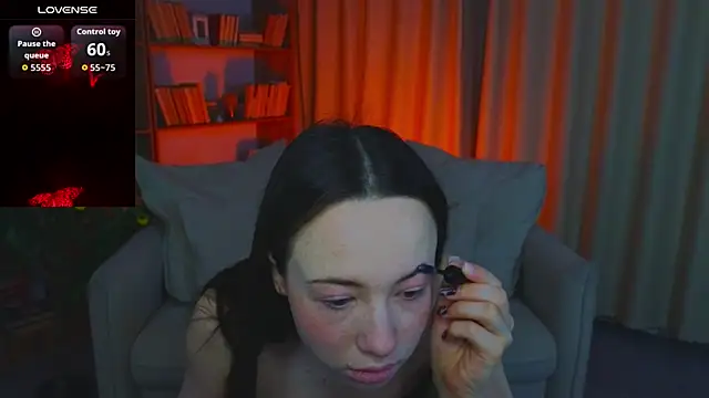 Snapshot of Hayle_Hill chatting on March 2, 2026, 12:33 am Hayle Hill online show from March 2, 2026, 12:33 am