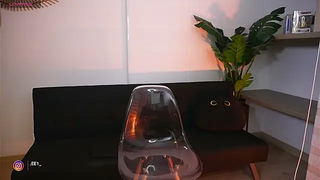 ashley2004 x online show from November 21, 2025, 11:04 pm