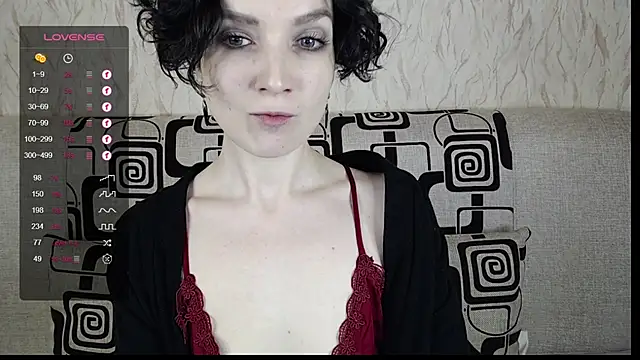 TinaWince online show from February 22, 2025, 5:44 am