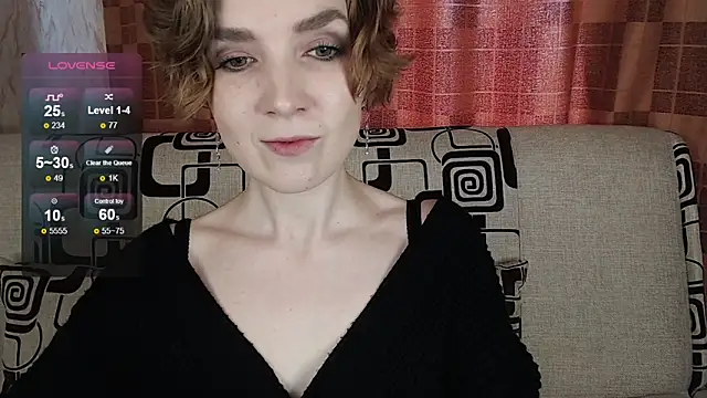 TinaWince online show from April 12, 2026, 5:00 am