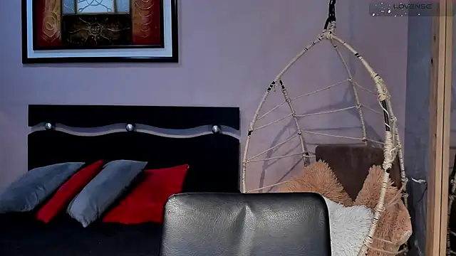  alaiasmile  online show from September 21, 2025, 11:59 am