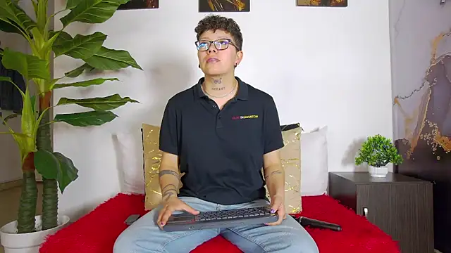 alex noa online show from February 2, 2026, 7:35 pm