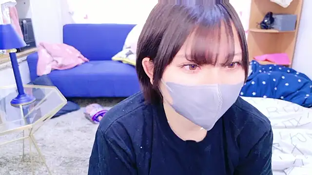 senachinnn online show from November 5, 2025, 3:53 am